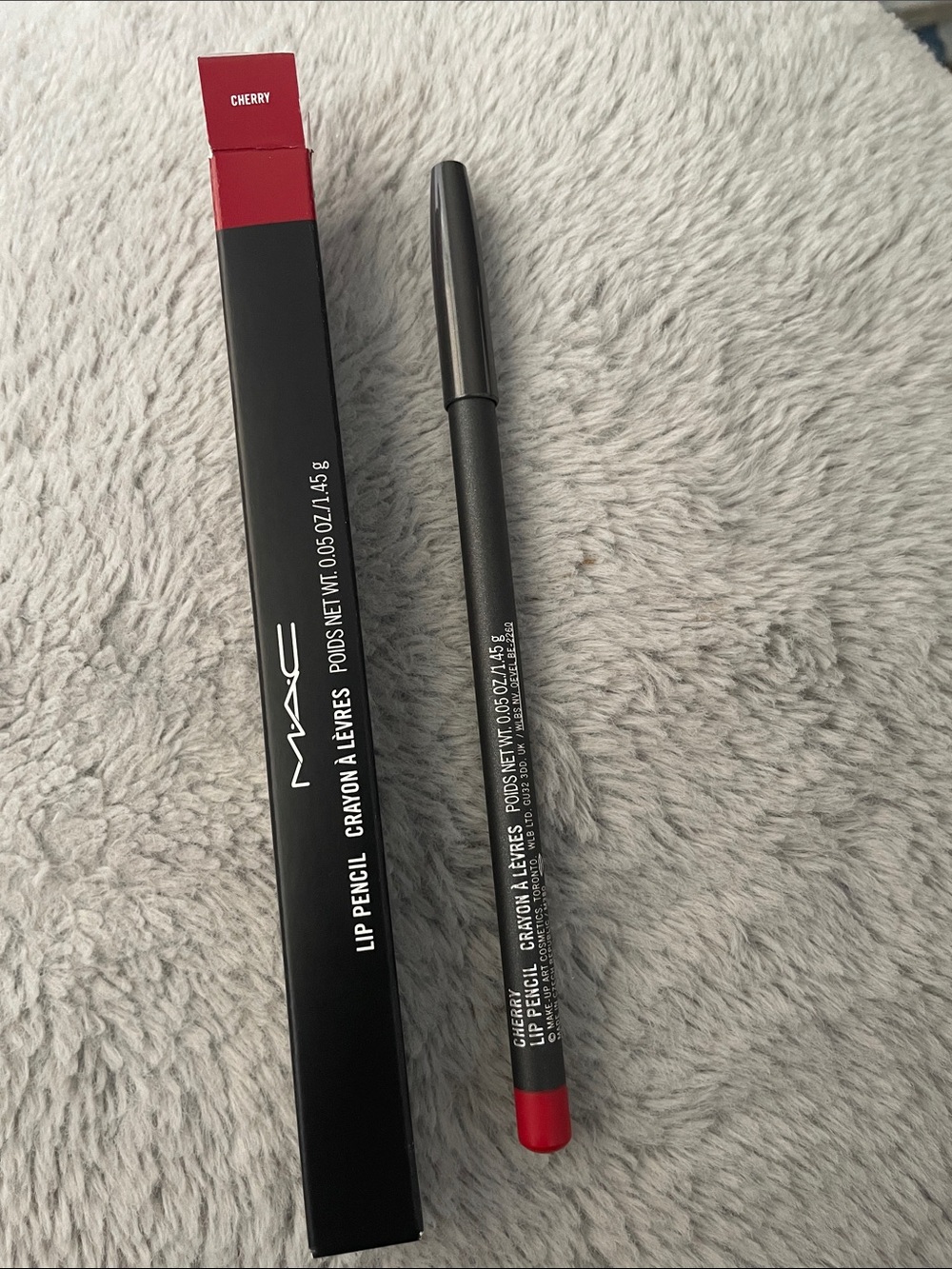 MAC Cosmetics Lip Pencil - Cherry Red Shade